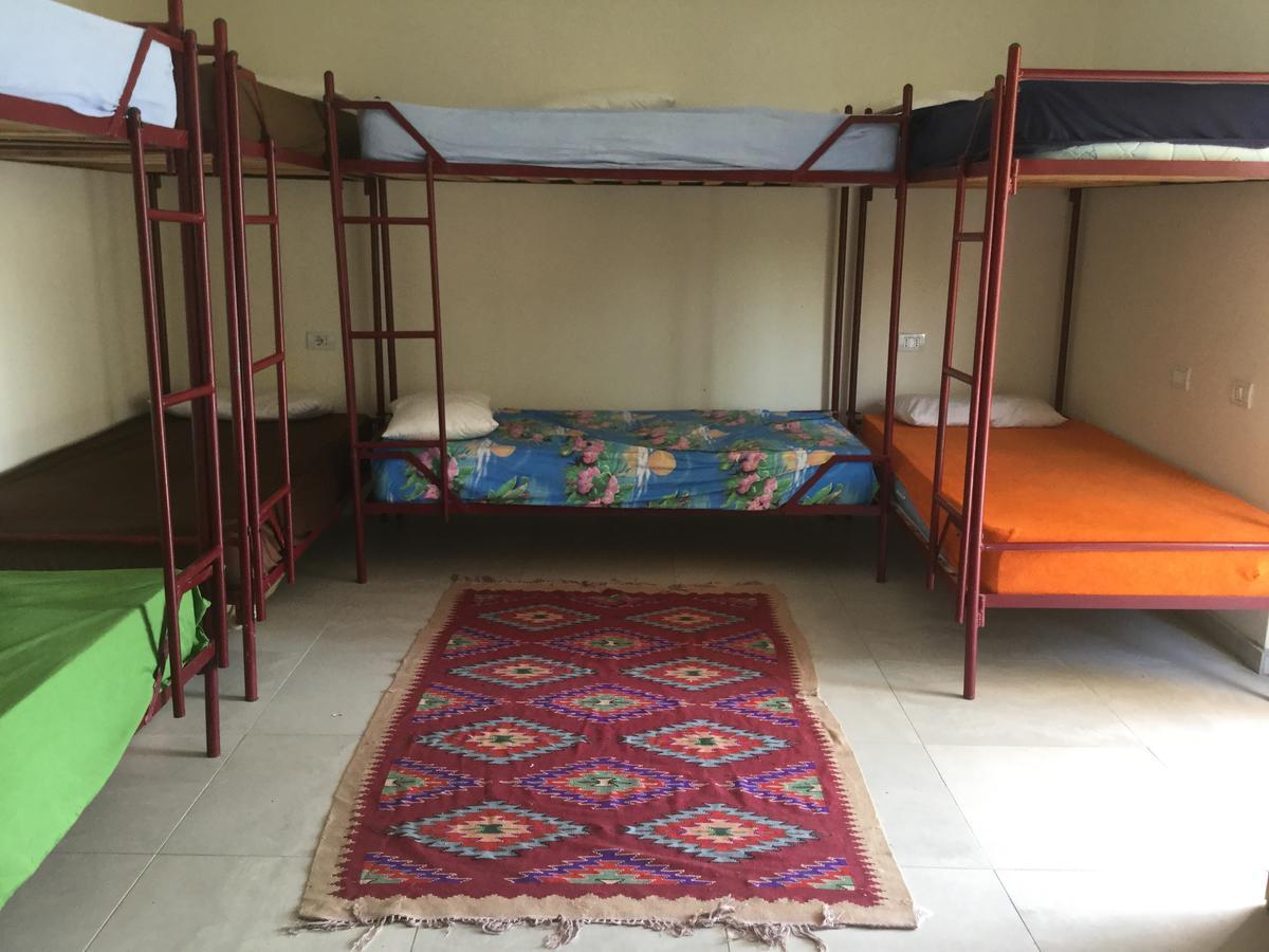 Elbasan Backpacker Hostel Exterior photo